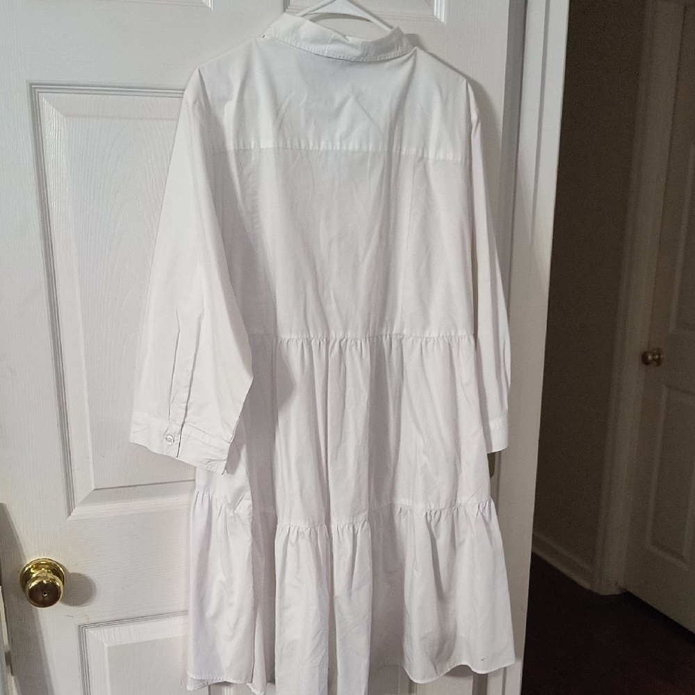Super Cute Ruffled Tiered Dress, White Button-Up, Great Shape - Picture 2 of 5